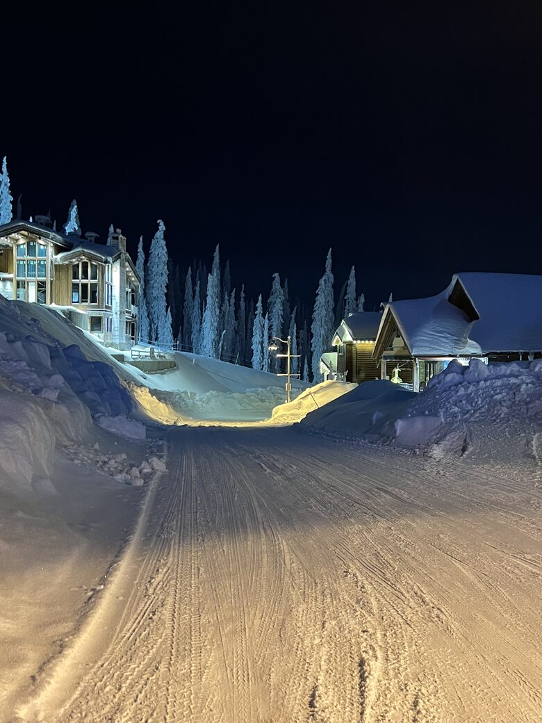 Location is on a ski out, steps from two runs