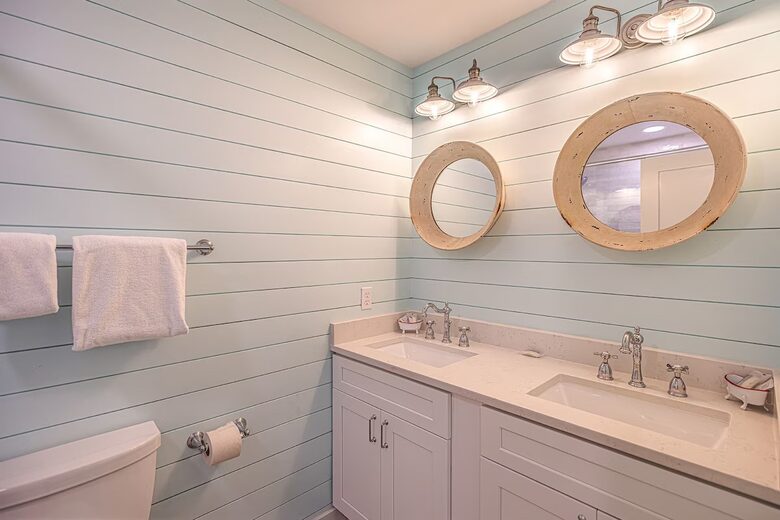 Lake Front Miramar Beach Retreat - Destin, Florida