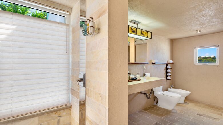 6 BR Villa On Crocus Bay W/ Pool & Concierge! Beautiful Anguilla. - The Valley, Anguilla