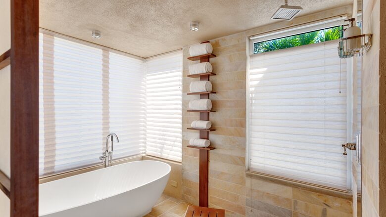 6 BR Villa On Crocus Bay W/ Pool & Concierge! Beautiful Anguilla. - The Valley, Anguilla
