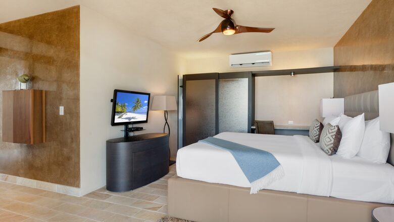 6 BR Villa On Crocus Bay W/ Pool & Concierge! Beautiful Anguilla. - The Valley, Anguilla