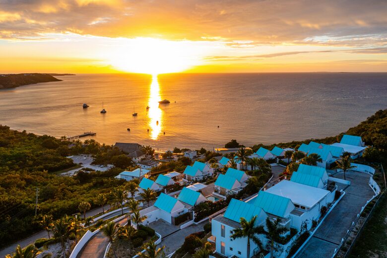 6 BR Villa On Crocus Bay W/ Pool & Concierge! Beautiful Anguilla. - The Valley, Anguilla