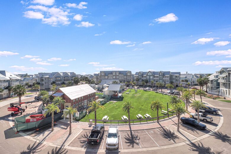 Cinnamon Shore Sandcastle | Within 5 Minute Walk to Beach - Port Aransas, Texas