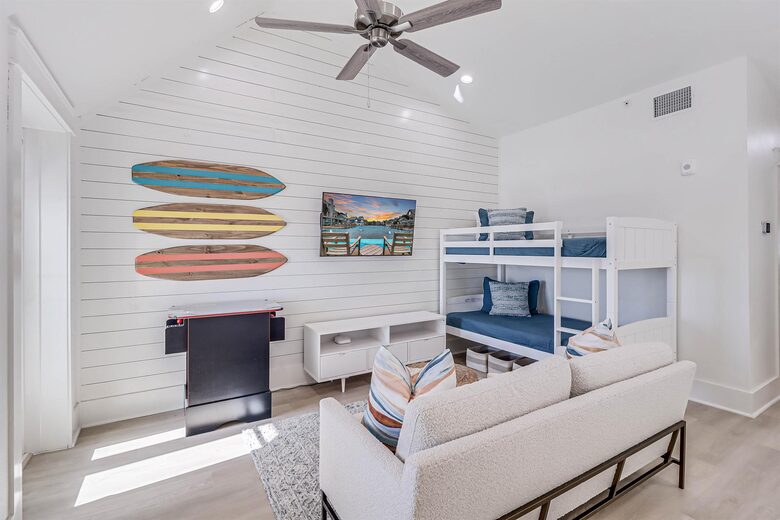 Cinnamon Shore Sandcastle | Within 5 Minute Walk to Beach - Port Aransas, Texas