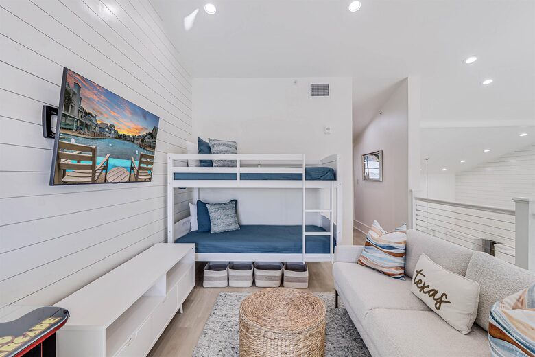 Cinnamon Shore Sandcastle | Within 5 Minute Walk to Beach - Port Aransas, Texas
