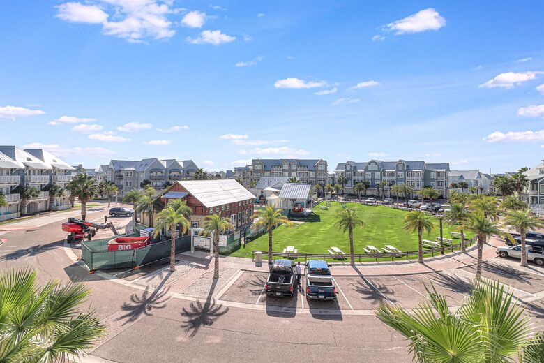 Cinnamon Shore Sandcastle | Within 5 Minute Walk to Beach - Port Aransas, Texas