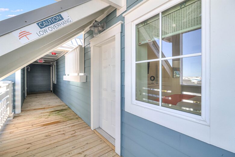 Cinnamon Shore Sandcastle | Within 5 Minute Walk to Beach - Port Aransas, Texas