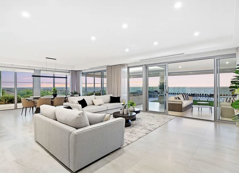Modern Beach Front Home - Perth, Australia