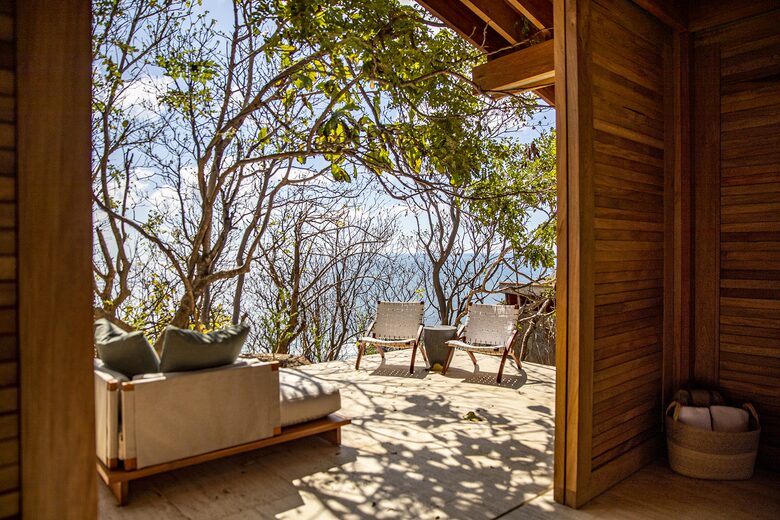 Ocean King Balcony
