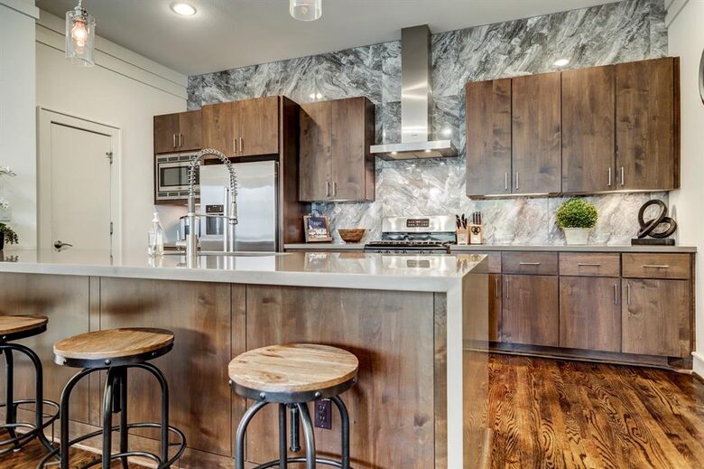 Luxury Downtown Home Walk To River + Gym - Houston, Texas