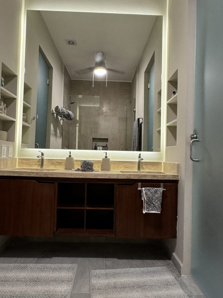 Secondary room bathroom