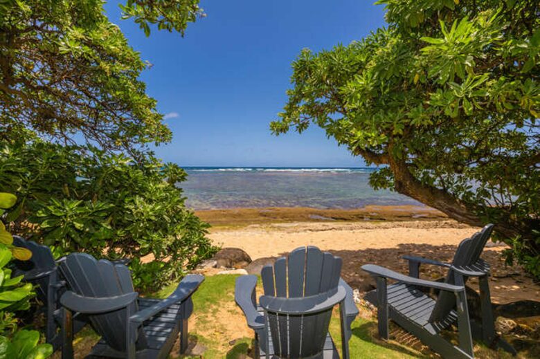 Beautiful Kaua’i Beachhouse - Anahola, Hawaii