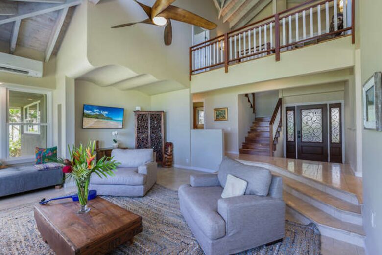 Beautiful Kaua’i Beachhouse - Anahola, Hawaii