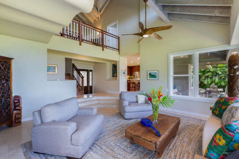 Beautiful Kaua’i Beachhouse - Anahola, Hawaii