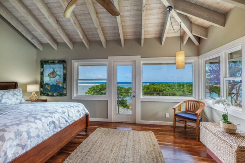 Beautiful Kaua’i Beachhouse - Anahola, Hawaii