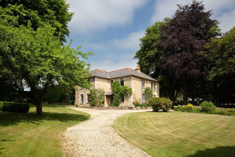 Trinity Farmhouse - Bagendon, United Kingdom