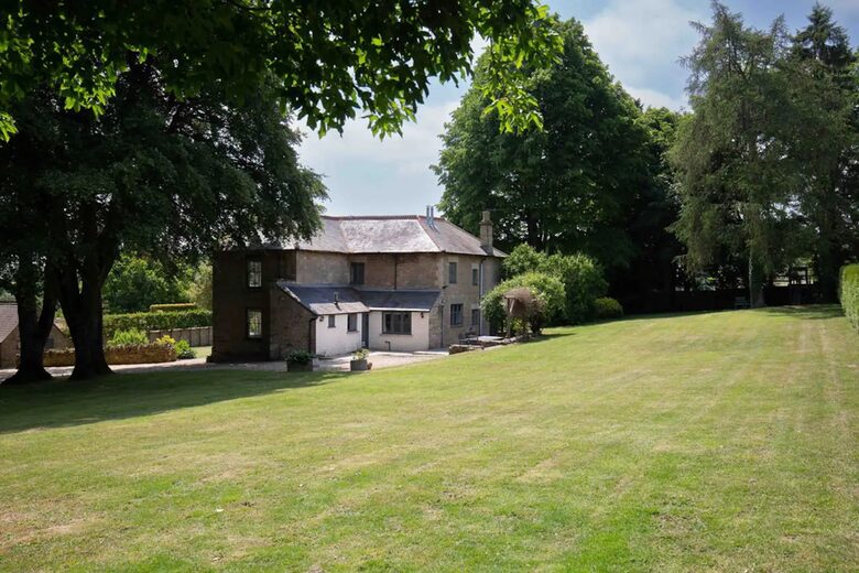 Trinity Farmhouse - Bagendon, United Kingdom