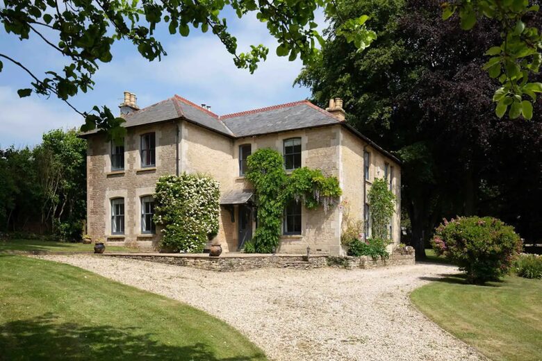 Trinity Farmhouse - Bagendon, United Kingdom