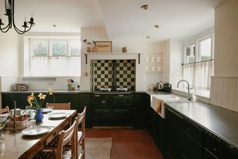 Trinity Farmhouse - Bagendon, United Kingdom