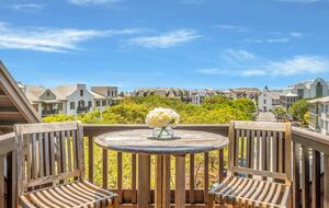 Blue Oak Penthouse: Steps from 30A Beaches - Rosemary Beach, Florida