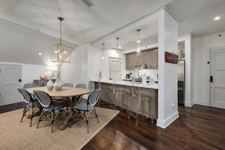 Blue Oak Penthouse: Steps from 30A Beaches - Rosemary Beach, Florida