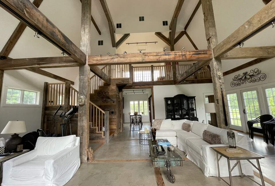 Modern Barn on 6 Acres - Sharon, Connecticut