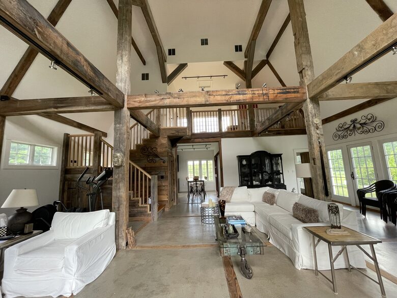 Modern Barn on 6 Acres - Sharon, Connecticut