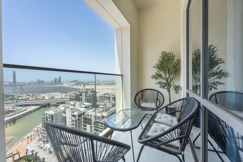 2-Bedroom Condo with Stunning Dubai Skyline Views - Dubai, United Arab Emirates