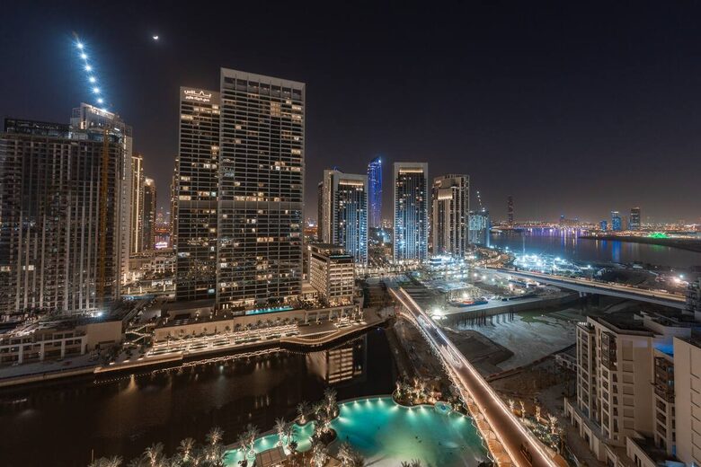 2-Bedroom Condo with Stunning Dubai Skyline Views - Dubai, United Arab Emirates