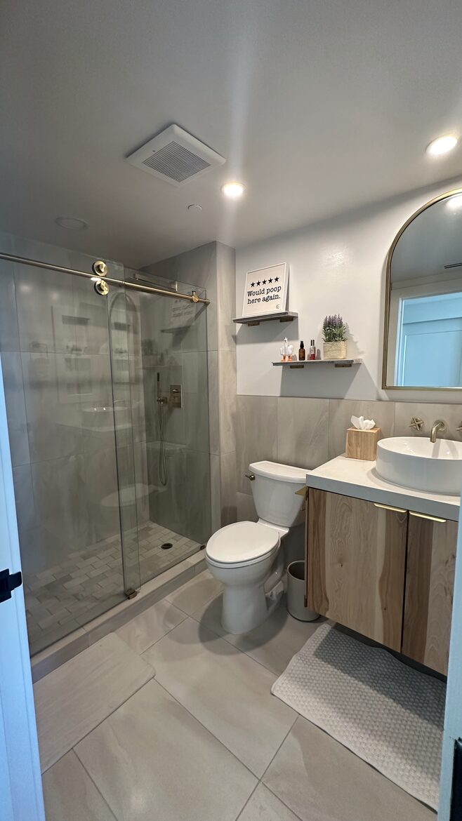 Guest Suite Bathroom
