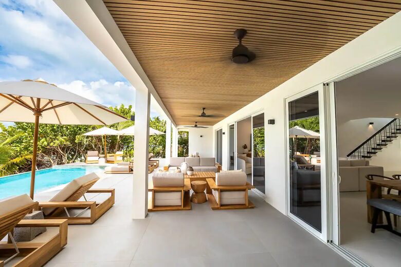 Equity Residences, Stunning Beachfront Villa w/ Infinity Pool & Rooftop - Providenciales, Turks and Caicos Islands