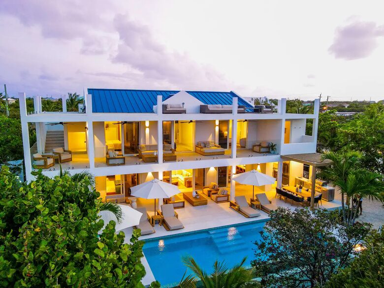 Equity Residences, Stunning Beachfront Villa w/ Infinity Pool & Rooftop - Providenciales, Turks and Caicos Islands