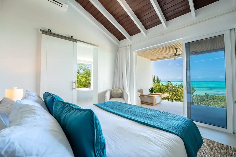 Equity Residences, Stunning Beachfront Villa w/ Infinity Pool & Rooftop - Providenciales, Turks and Caicos Islands