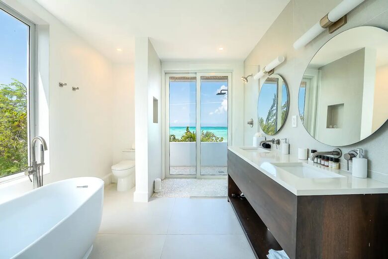Equity Residences, Stunning Beachfront Villa w/ Infinity Pool & Rooftop - Providenciales, Turks and Caicos Islands