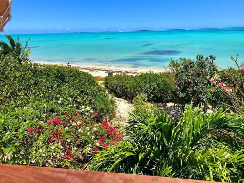 Equity Residences, Stunning Beachfront Villa w/ Infinity Pool & Rooftop - Providenciales, Turks and Caicos Islands