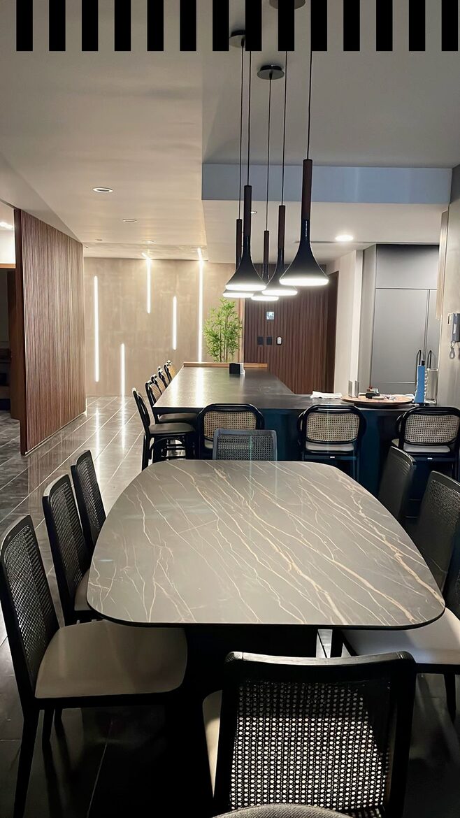 8 people dining room
