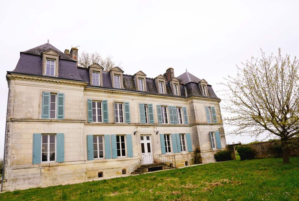 Château De Saint Sever - Saint-Sever-de-Saintonge, France