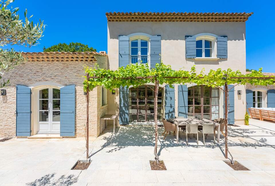Le Mas Des Cyprès - Aix-en-Provence, France