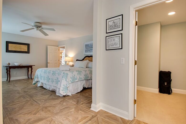Two Minute Walk to Beach | 3 Primary Suites with Private Pool - Hilton Head Island, South Carolina