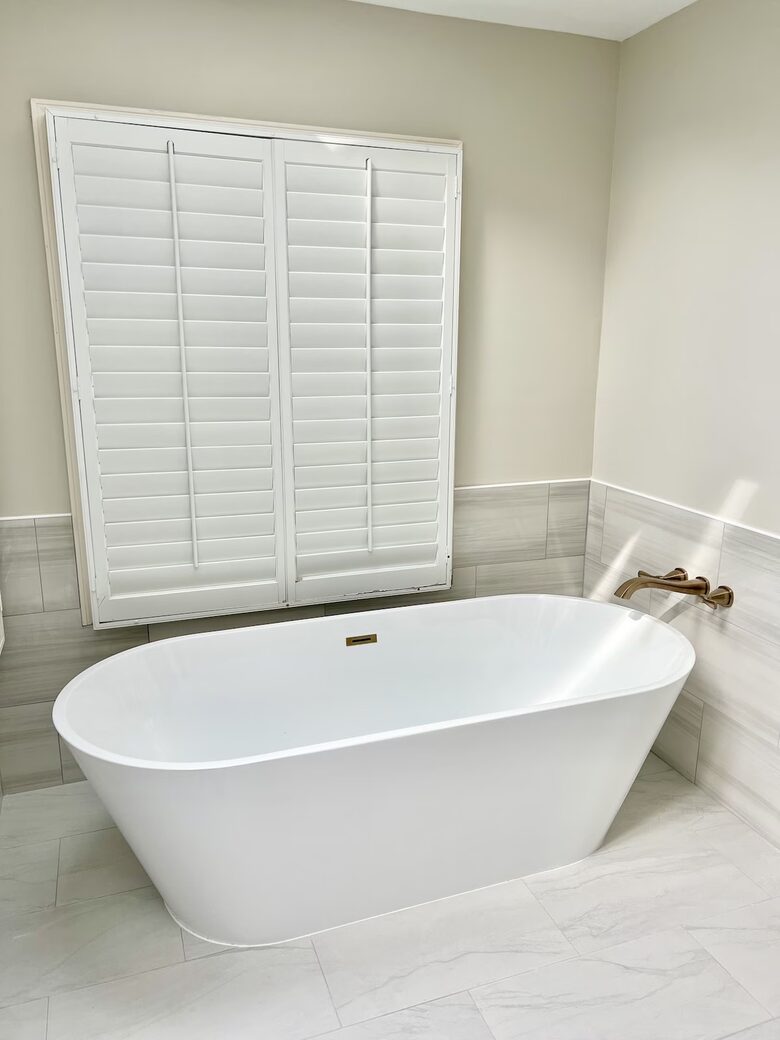 Two Minute Walk to Beach | 3 Primary Suites with Private Pool - Hilton Head Island, South Carolina