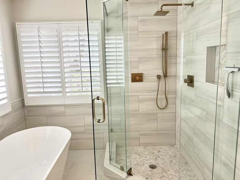 Two Minute Walk to Beach | 3 Primary Suites with Private Pool - Hilton Head Island, South Carolina