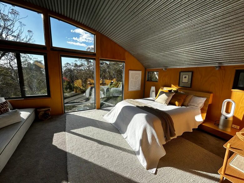 W I L D A C R E S Luxe Lodge on 40 Acres in the UNESCO World Heritage Blue Mountains - Blackheath, Australia