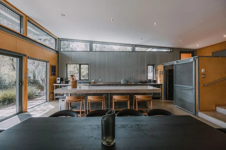 W I L D A C R E S Luxe Lodge on 40 Acres in the UNESCO World Heritage Blue Mountains - Blackheath, Australia