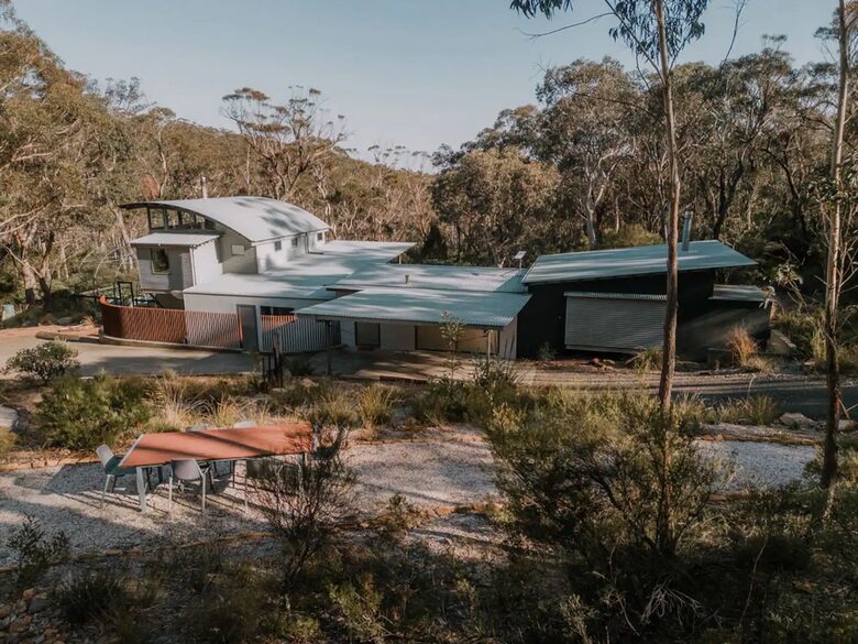 W I L D A C R E S Luxe Lodge on 40 Acres in the UNESCO World Heritage Blue Mountains - Blackheath, Australia