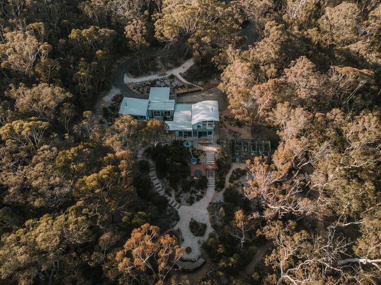 W I L D A C R E S Luxe Lodge on 40 Acres in the UNESCO World Heritage Blue Mountains - Blackheath, Australia