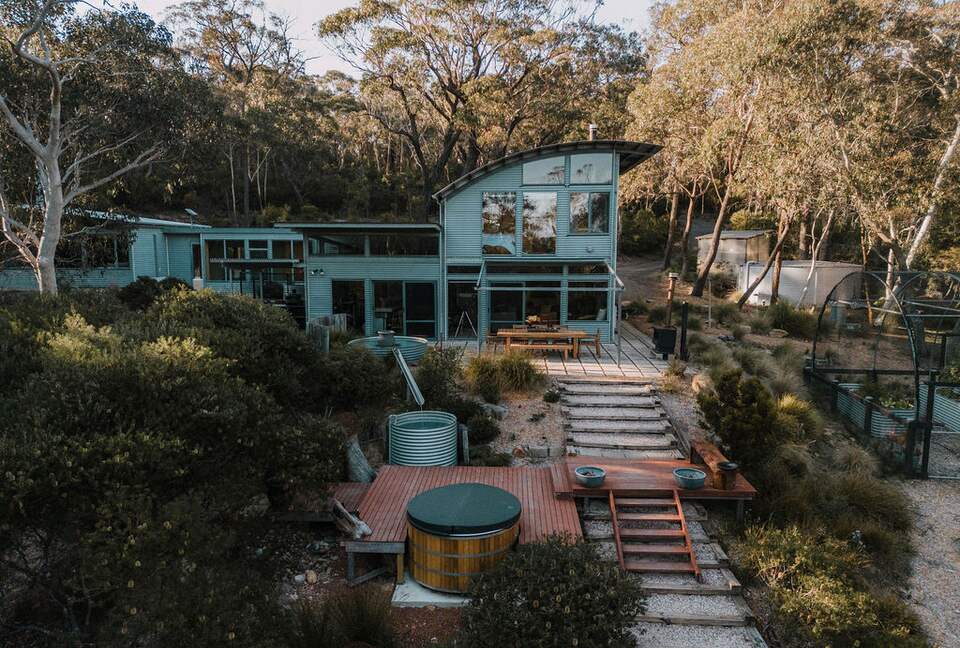 W I L D A C R E S Luxe Lodge on 40 Acres in the UNESCO World Heritage Blue Mountains - Blackheath, Australia