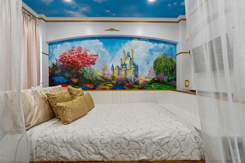 Disney Themed Home close to Disney World - Kissimmee, Florida