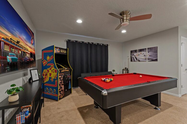 Disney Themed Home close to Disney World - Kissimmee, Florida