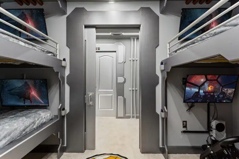 Disney Themed Home close to Disney World - Kissimmee, Florida