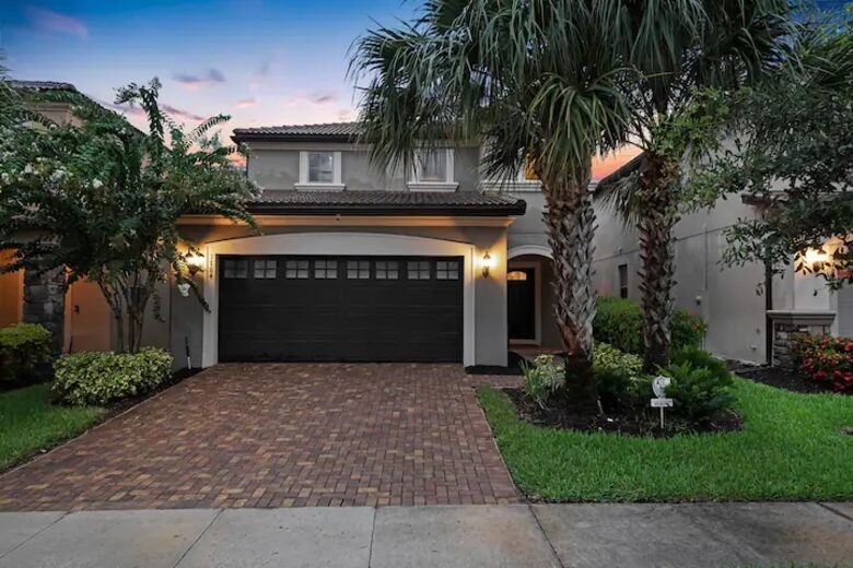 Disney Themed Home close to Disney World - Kissimmee, Florida